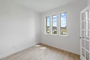1002 Universal Dr, Hutto, TX 78634 - Photo 20