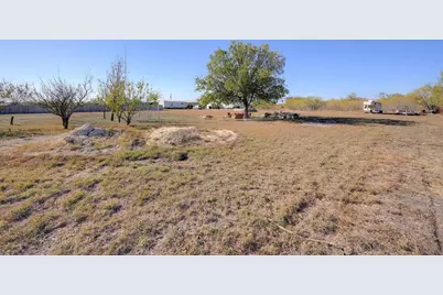 142 Friar Court, Kyle, TX 78640 - Photo 28