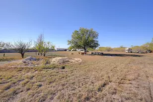 142 Friar Ct, Kyle, TX 78640 - Photo 28