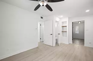 5504 Kings Hwy, Austin, TX 78745 - Photo 14