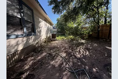 1750 Groesbeck Street, Bryan, TX 77803 - Photo 8