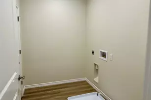 515 War Admiral Dr, Jarrell, TX 76537 - Photo 26