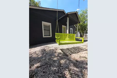 1166 Ridgeway Drive, Austin, TX 78702 - Photo 2