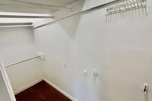 2018 W Rundberg Ln, Austin, TX 78758 - Photo 14