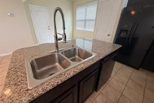 1001 Zodiac Ln, Round Rock, TX 78665 - Photo 6