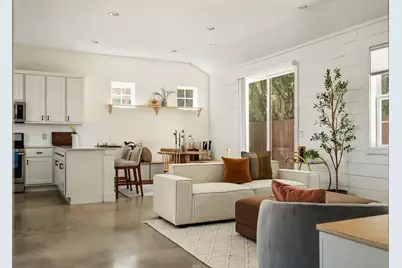 1176 Lott Avenue, Austin, TX 78721 - Photo 2