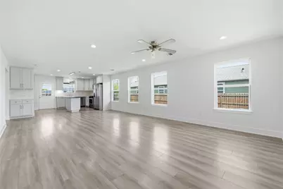 400 Booth Street, Taylor, TX 76574 - Photo 8