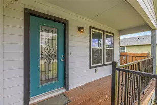 400 Booth St, Taylor, TX 76574 - Photo 6