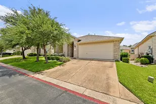 49 White Magnolia Cir, Lakeway, TX 78734 - Photo 2