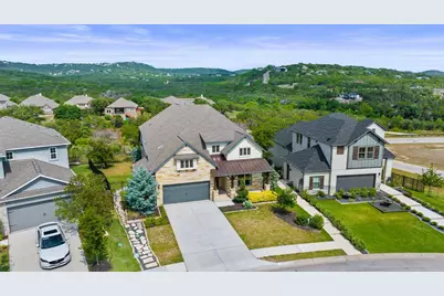 8108 Turning Leaf Circle, Lago Vista, TX 78645 - Photo 8