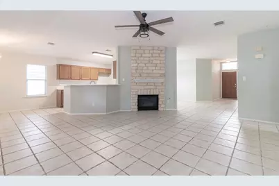 1902 Hollow Tree Boulevard, Round Rock, TX 78681 - Photo 10