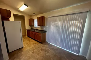 1204 Blackjack St, Lockhart, TX 78644 - Photo 10