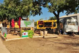 1601 E Cesar Chavez St, Austin, TX 78702 - Photo 18