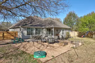 502 NW River Rd, Martindale, TX 78655 - Photo 28