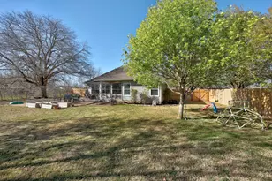 502 NW River Rd, Martindale, TX 78655 - Photo 26