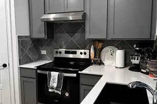 7311 Gray Catbird Dr, Austin, TX 78744 - Photo 2