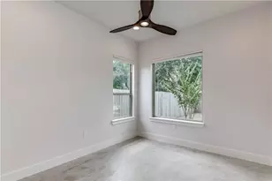 8411 Bowling Green Dr, Austin, TX 78757 - Photo 26