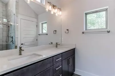 8411 Bowling Green Drive #B, Austin, TX 78757 - Photo 18