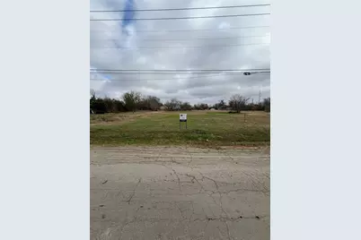 1302 Frink Street, Taylor, TX 76574 - Photo 4