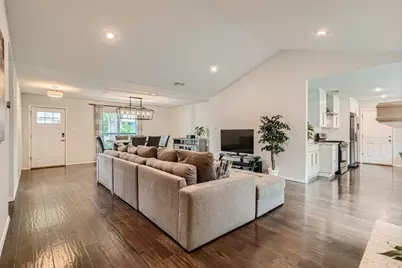 6614 Ashland Drive, Austin, TX 78723 - Photo 6