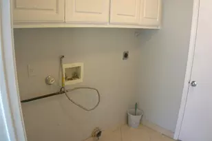 1512 Parkfield Cir, Round Rock, TX 78664 - Photo 12