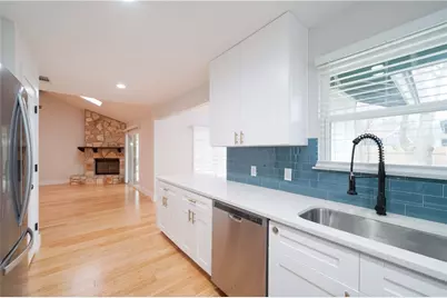 2515 Berkett Drive, Austin, TX 78745 - Photo 6