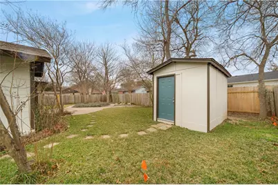2515 Berkett Drive, Austin, TX 78745 - Photo 24