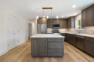 2001 Ohlen Rd, Austin, TX 78757 - Photo 10