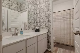 306 Buffalo View Ln, Georgetown, TX 78628 - Photo 2