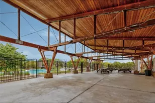 306 Buffalo View Ln, Georgetown, TX 78628 - Photo 32