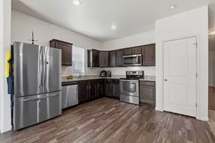 13413 Charles Abraham Wy, Manor, TX 78653 - Photo 4