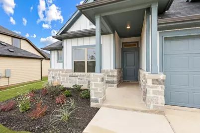 104 Divisadero Drive, Hutto, TX 78634 - Photo 2