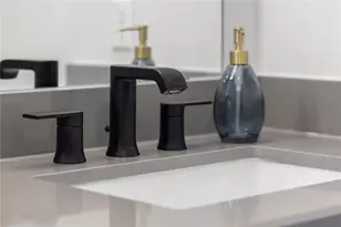 1128 Villa Rialto View, Leander, TX 78641 - Photo 36