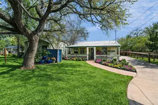 17009 E Darleen Dr, Leander, TX 78641 - Photo 2