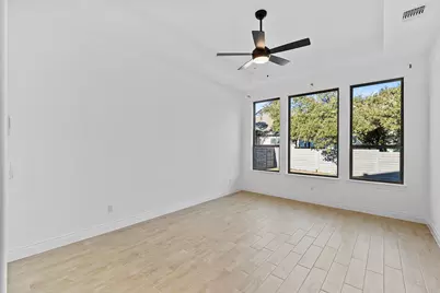 109 Strawberry Lane, Georgetown, TX 78628 - Photo 16