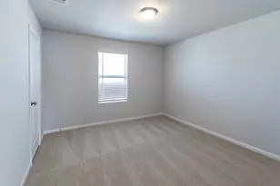 303 Ravens Crst Dr, Hutto, TX 78634 - Photo 8