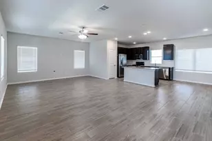 303 Ravens Crst Dr, Hutto, TX 78634 - Photo 6