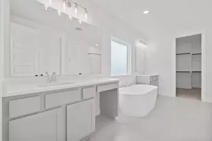 242 Coleto Tr, Bastrop, TX 78602 - Photo 10