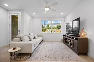 814 N Bluff Dr, Austin, TX 78745 - Photo 14