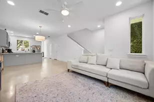 814 N Bluff Dr, Austin, TX 78745 - Photo 16
