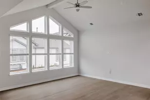 8512 Dongan Dr, Austin, TX 78744 - Photo 8