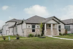 8512 Dongan Dr, Austin, TX 78744 - Photo 2