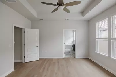 8512 Dongan Drive, Austin, TX 78744 - Photo 14