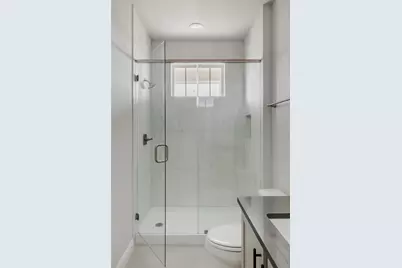 8512 Dongan Drive, Austin, TX 78744 - Photo 22