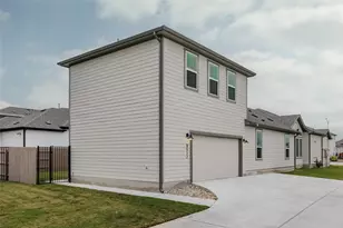 8512 Dongan Dr, Austin, TX 78744 - Photo 34