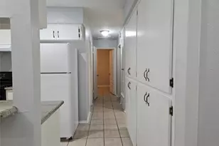 2305 Cottonwood Dr, Georgetown, TX 78628 - Photo 8