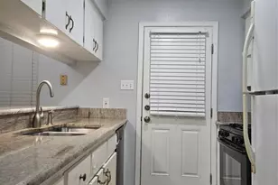 2305 Cottonwood Dr, Georgetown, TX 78628 - Photo 22