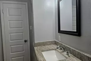 2305 Cottonwood Dr, Georgetown, TX 78628 - Photo 12