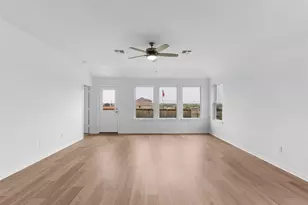 13804 Ryan Range Ln, Elgin, TX 78621 - Photo 12