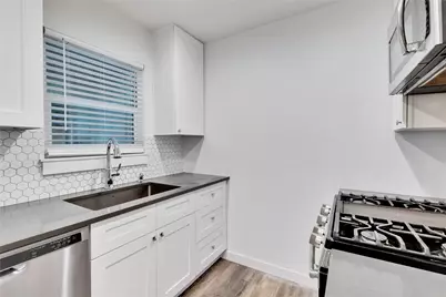 2909 Burning Oak Drive, Austin, TX 78704 - Photo 6